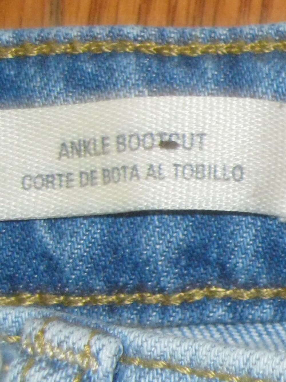 Universal Threads Size 14 R Ankle Bootcut - Picture 4 of 6